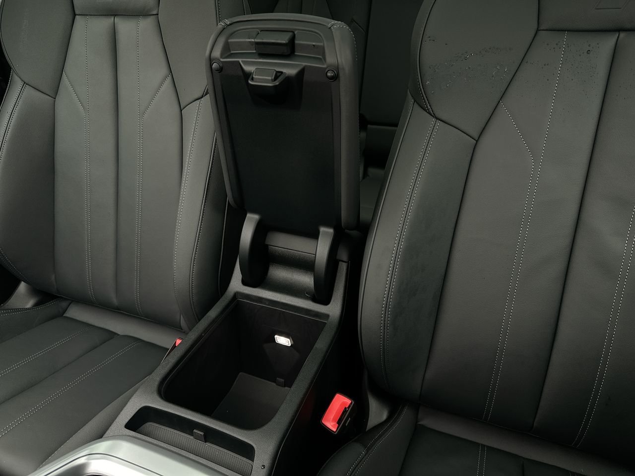 2025 Audi New Q5 2.0T Progressiv, Vancouver, Cash