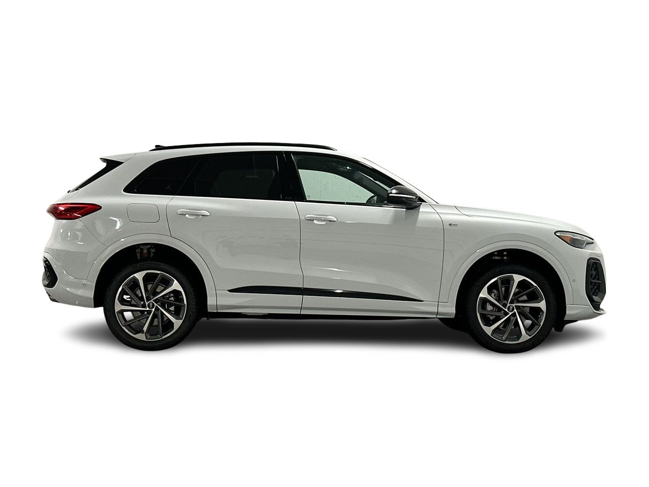 2025 Audi New Q5 2.0T Technik, Vancouver, Cash