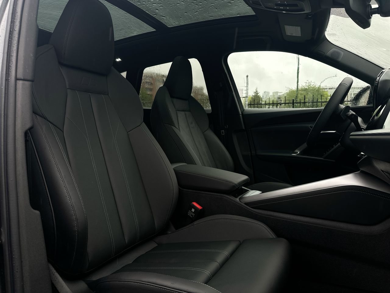 2025 Audi New Q5 2.0T Progressiv, Vancouver, Cash