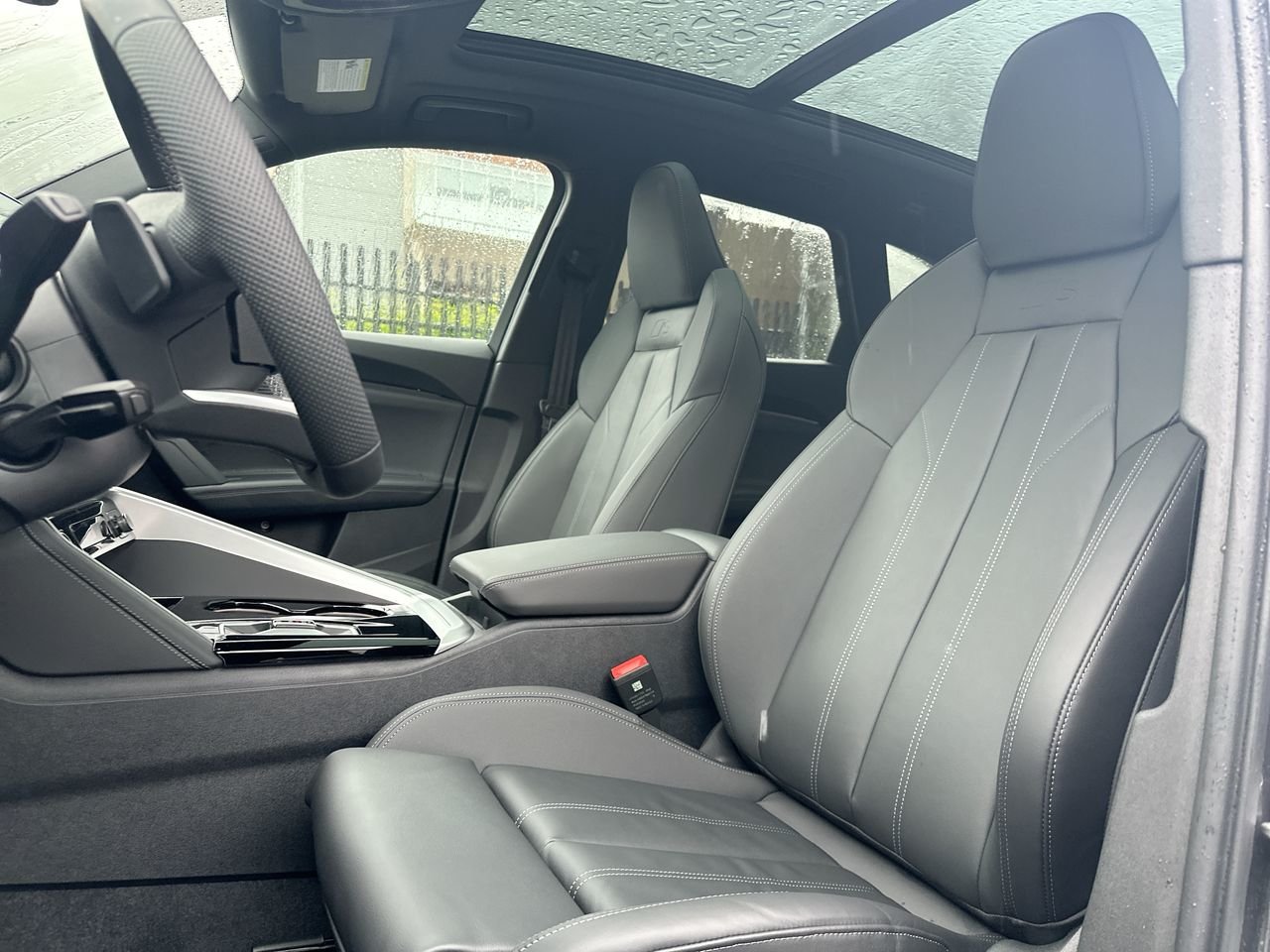 2025 Audi New Q5 2.0T Progressiv, Vancouver, Cash