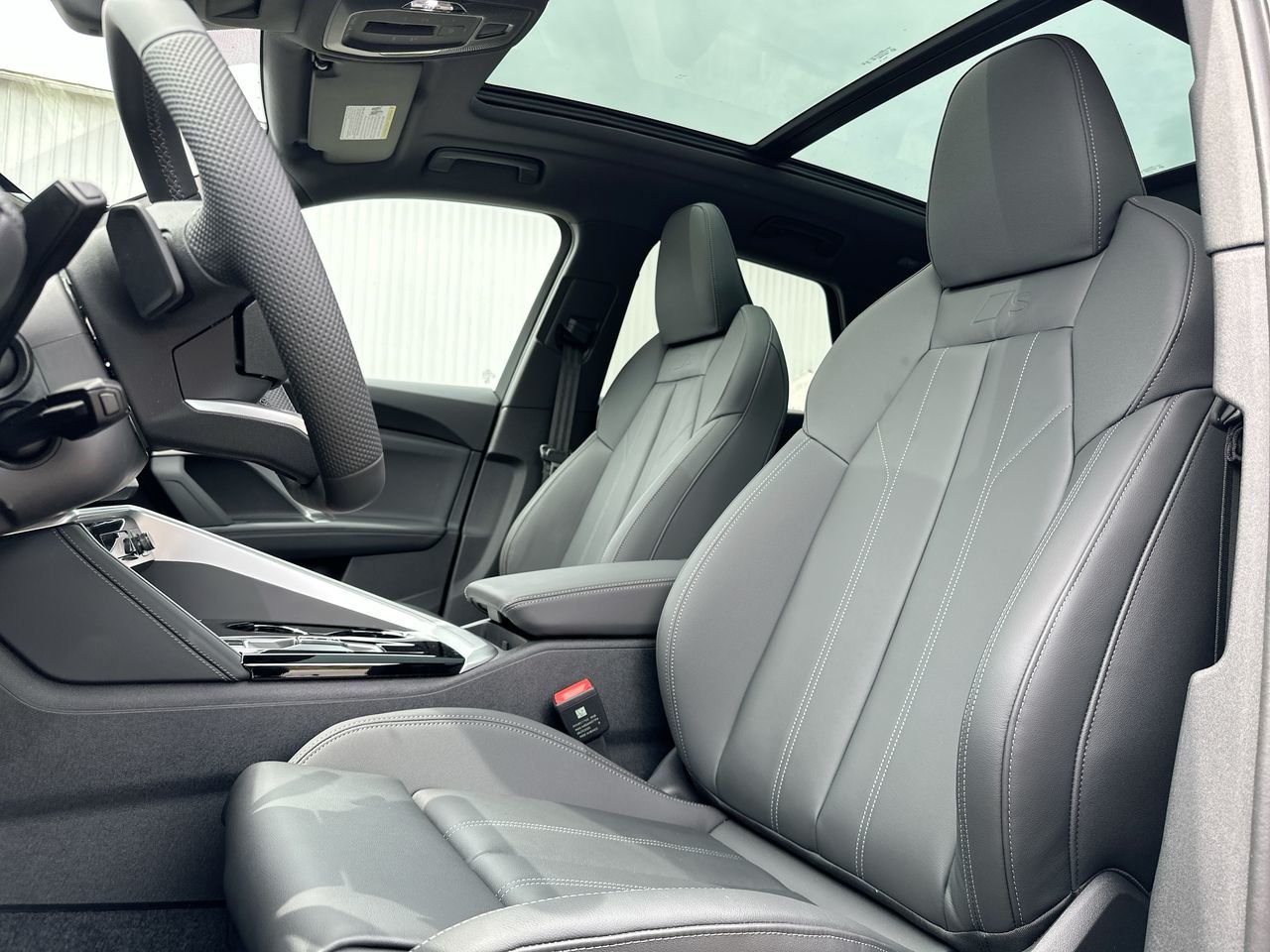 2025 Audi New Q5 2.0T, Vancouver, Cash