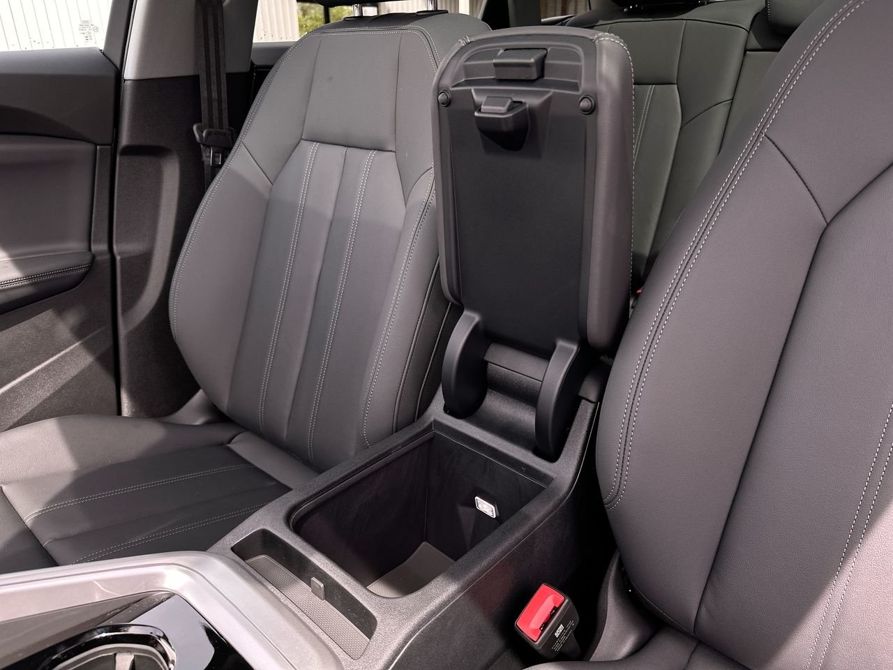 2025 Audi New Q5 2.0T, Vancouver, Cash