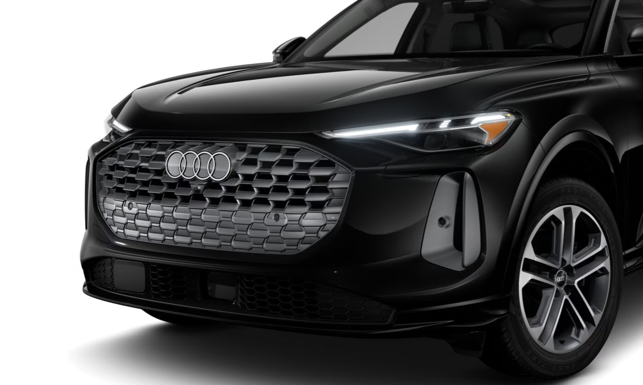 2025 Audi New Q5 2.0T Progressiv, Vancouver, Cash