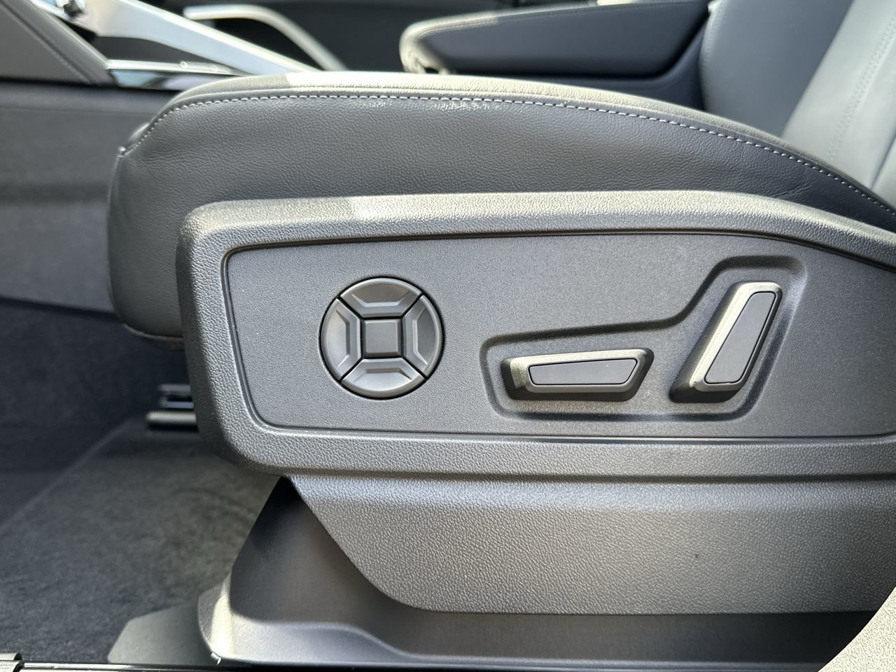 2025 Audi New Q5 2.0T Progressiv, 温哥华, 全款车