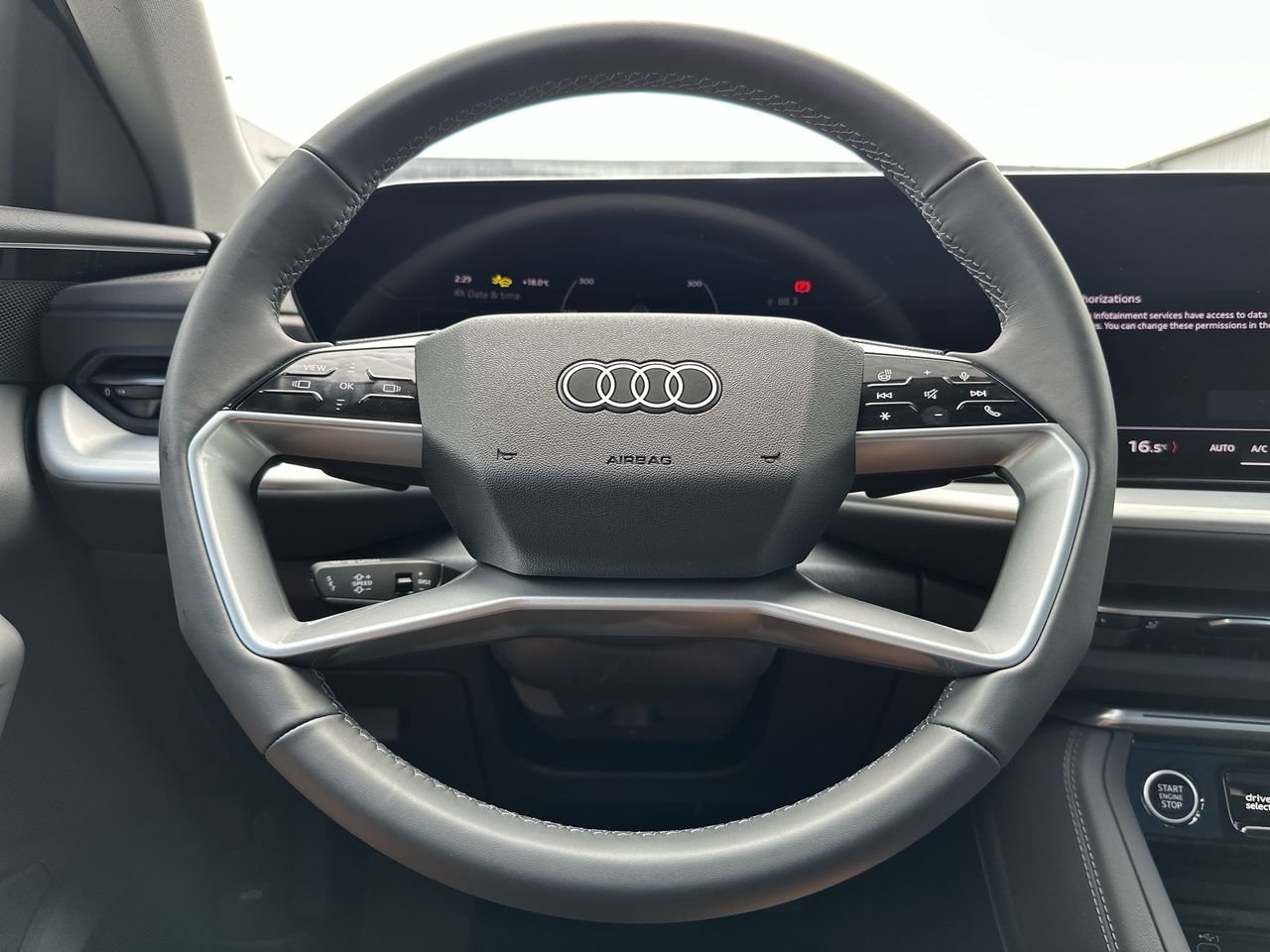 2025 Audi New Q5 2.0T Technik, Vancouver, Cash
