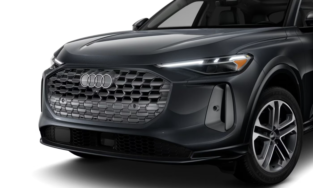 2025 Audi New Q5 2.0T Progressiv, Vancouver, Cash