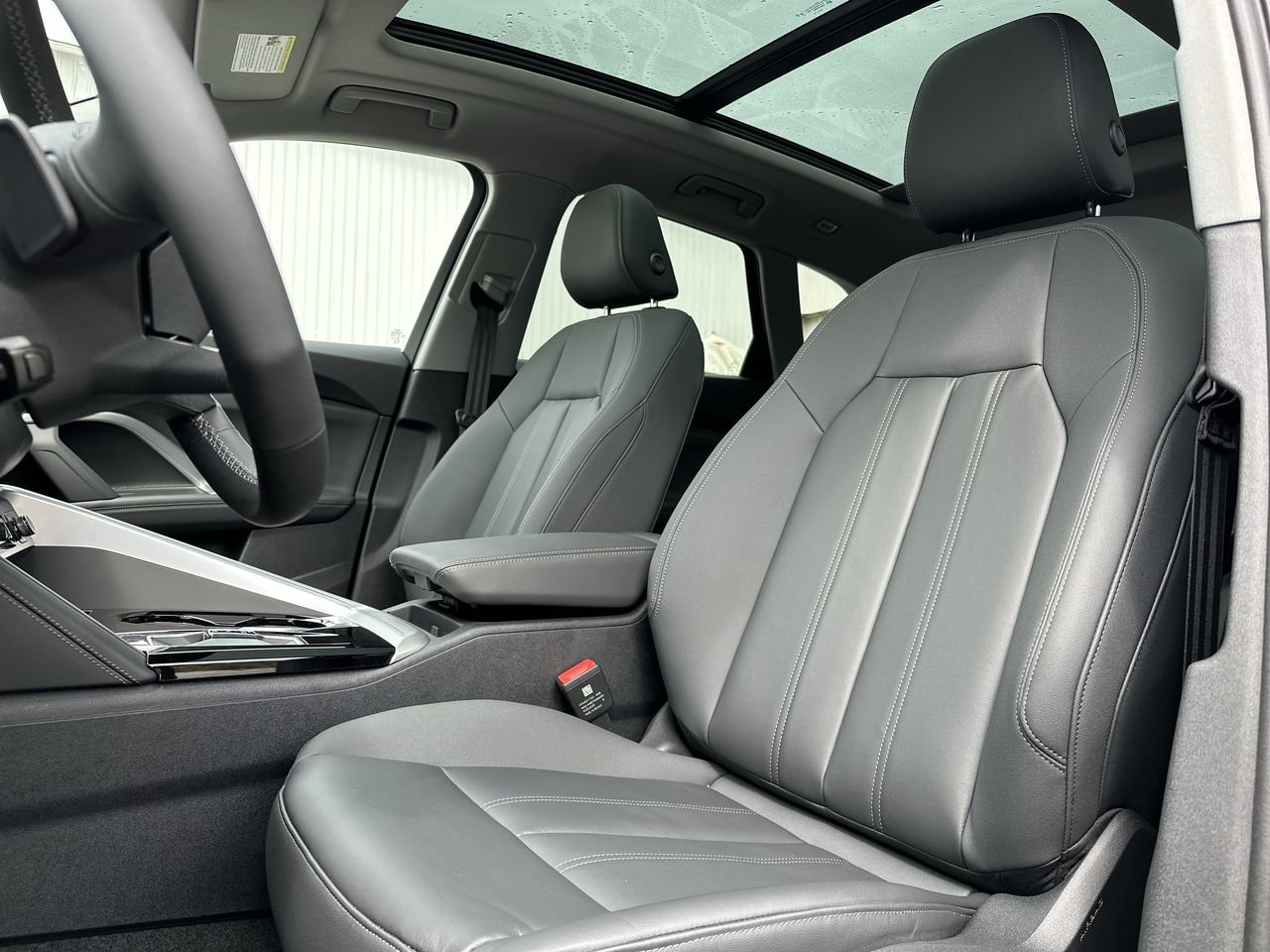 2025 Audi New Q5 2.0T, 温哥华, 全款车