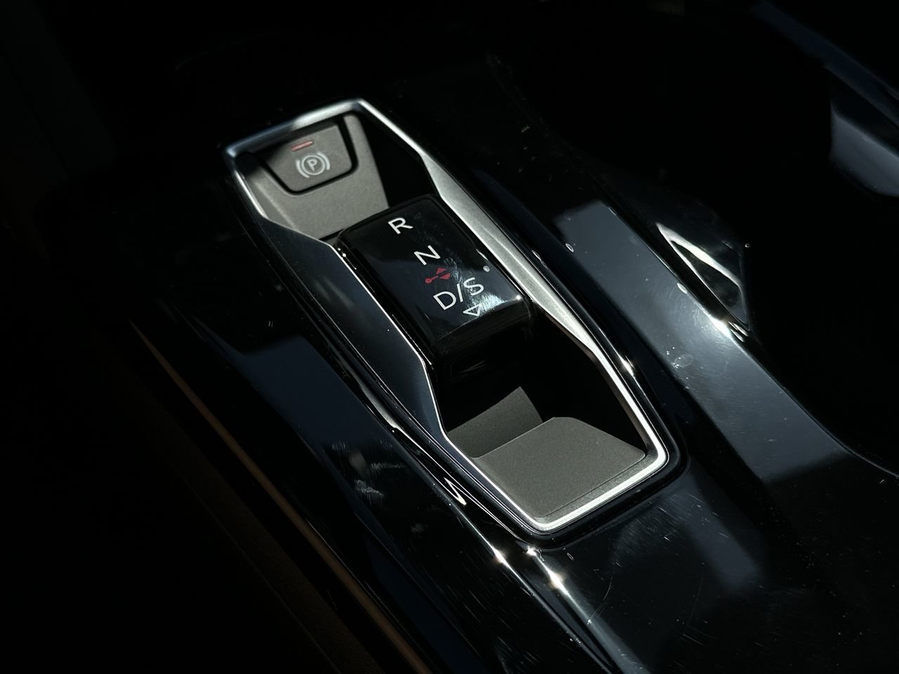 2025 Audi New Q5 2.0T Technik, Vancouver, Cash