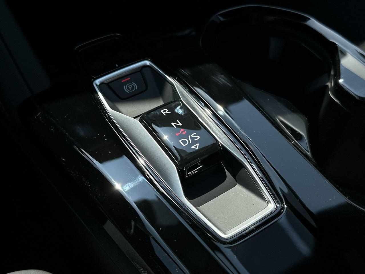2025 Audi New Q5 2.0T Technik, Vancouver, Cash