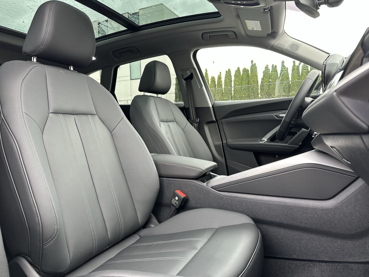 2025 Audi New Q5 2.0T Progressiv, Vancouver, Cash