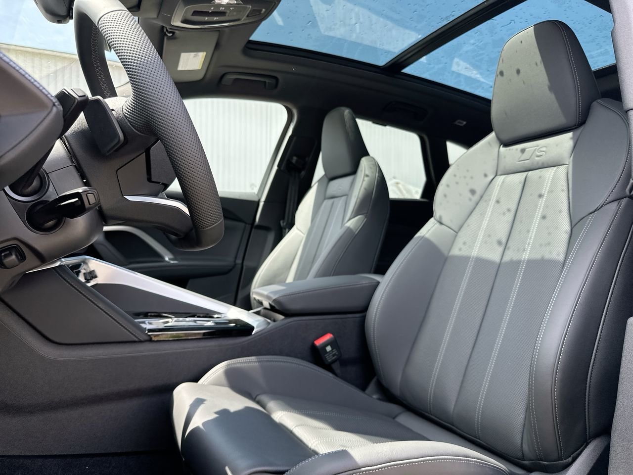 2025 Audi New Q5 2.0T, 温哥华, 全款车