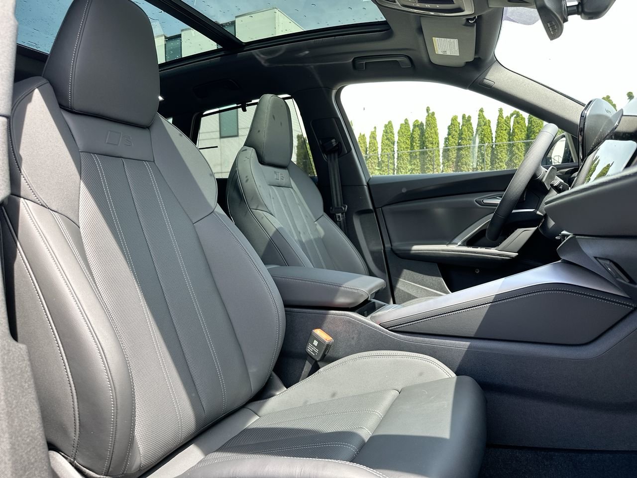2025 Audi New Q5 2.0T, 温哥华, 全款车