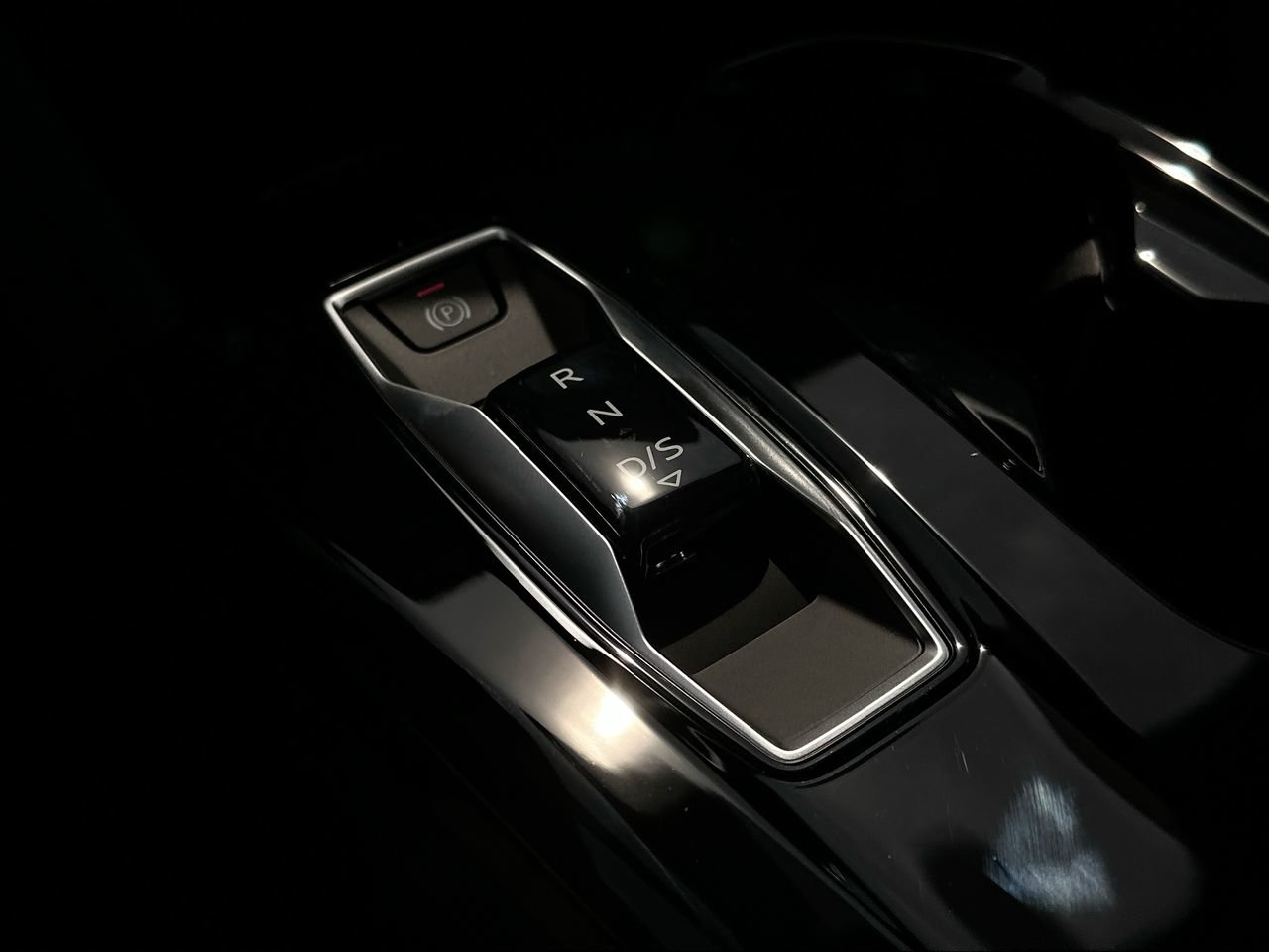 2025 Audi New Q5 2.0T, 温哥华, 全款车