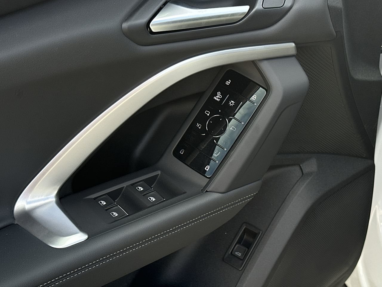 2025 Audi New Q5 2.0T Progressiv, 温哥华, 全款车