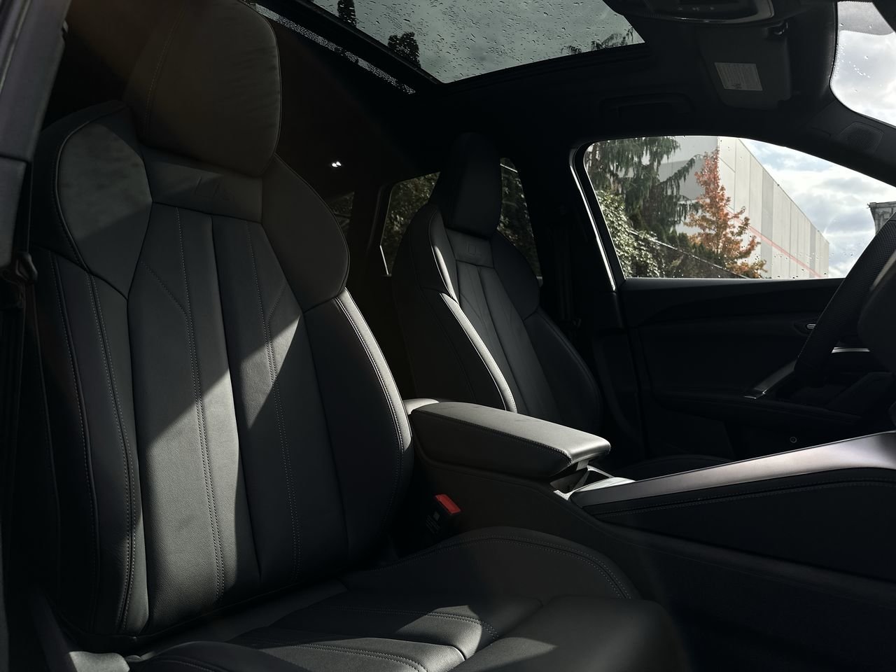 2025 Audi New Q5 2.0T Progressiv, Vancouver, Cash