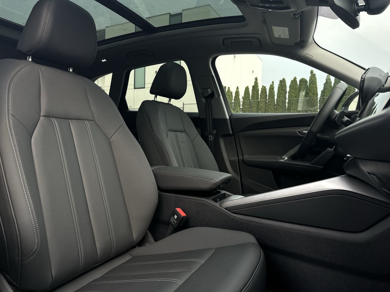 2025 Audi New Q5 2.0T, 温哥华, 全款车