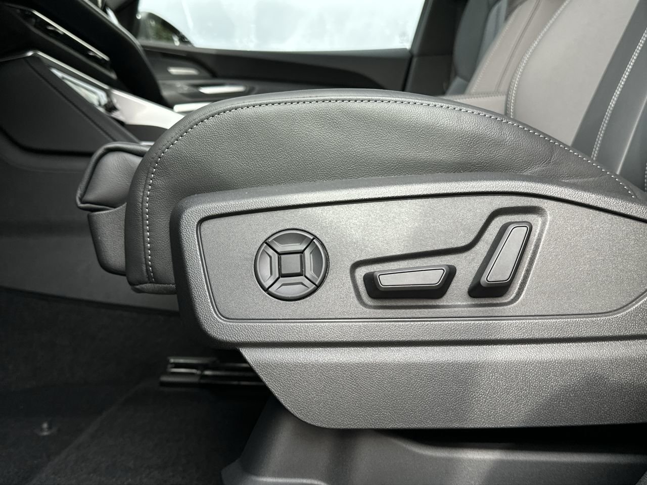 2025 Audi New Q5 2.0T Progressiv, 温哥华, 全款车