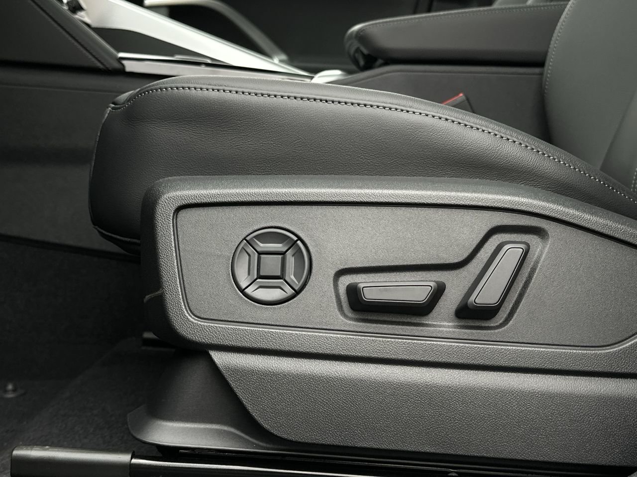 2025 Audi New Q5 2.0T Technik, 温哥华, 全款车