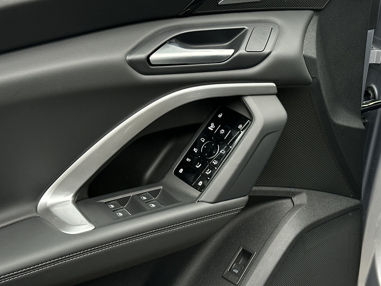 2025 Audi New Q5 2.0T Technik, 温哥华, 全款车