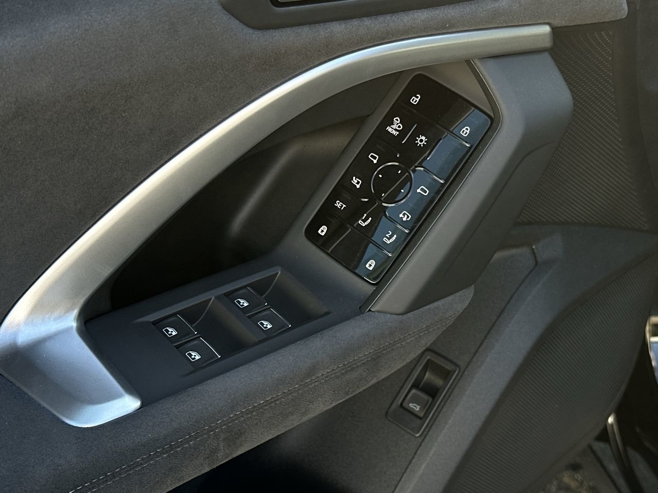 2025 Audi New SQ5 3.0T Progressiv, 温哥华, 全款车