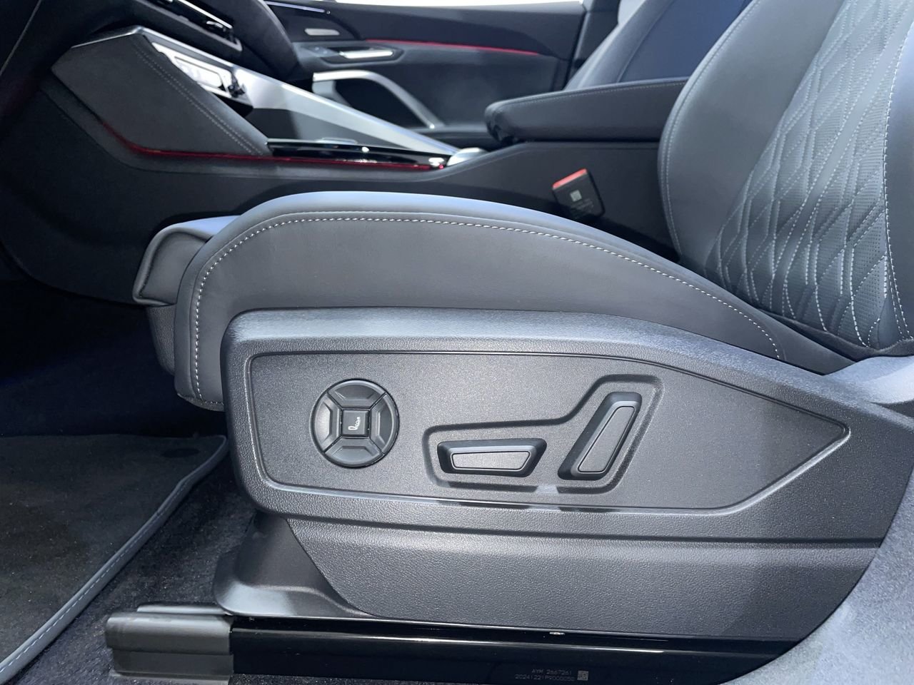 2025 Audi New SQ5 3.0T Technik, Vancouver, Cash