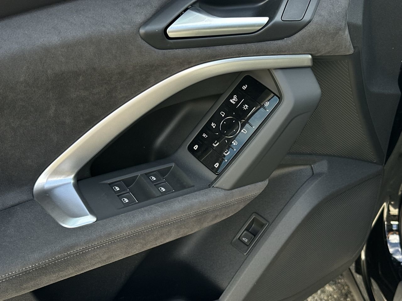 2025 Audi New SQ5 3.0T Progressiv, 温哥华, 全款车
