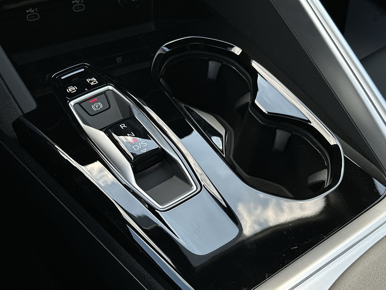 2025 Audi New SQ5 3.0T Progressiv, 温哥华, 全款车