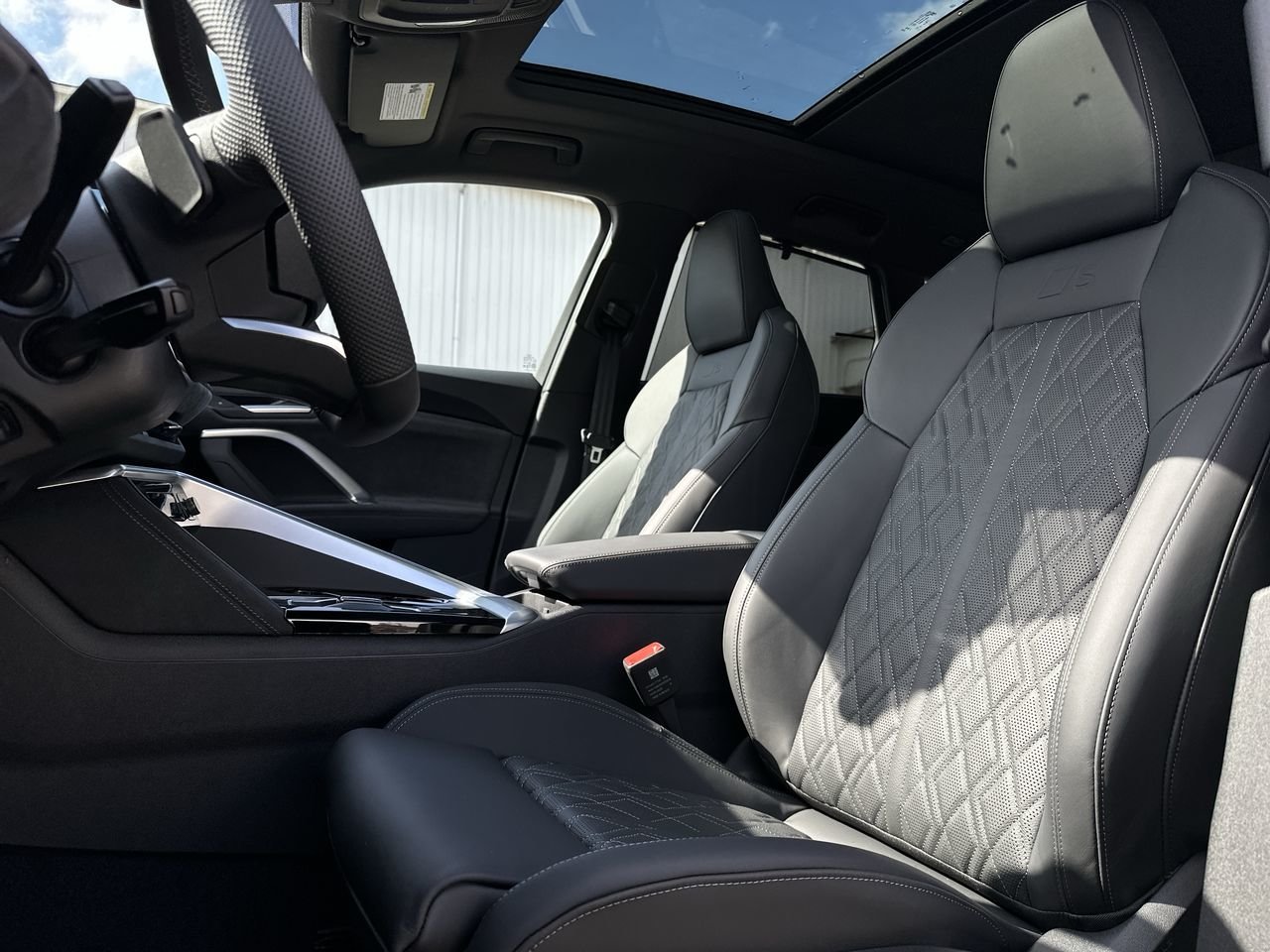 2025 Audi New SQ5 3.0T Progressiv, 温哥华, 全款车