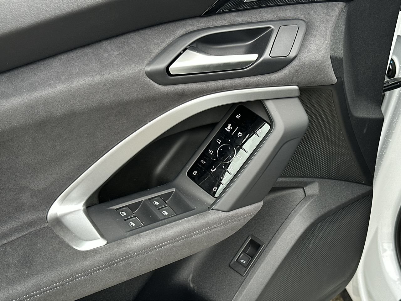 2025 Audi New SQ5 3.0T Technik, 温哥华, 全款车