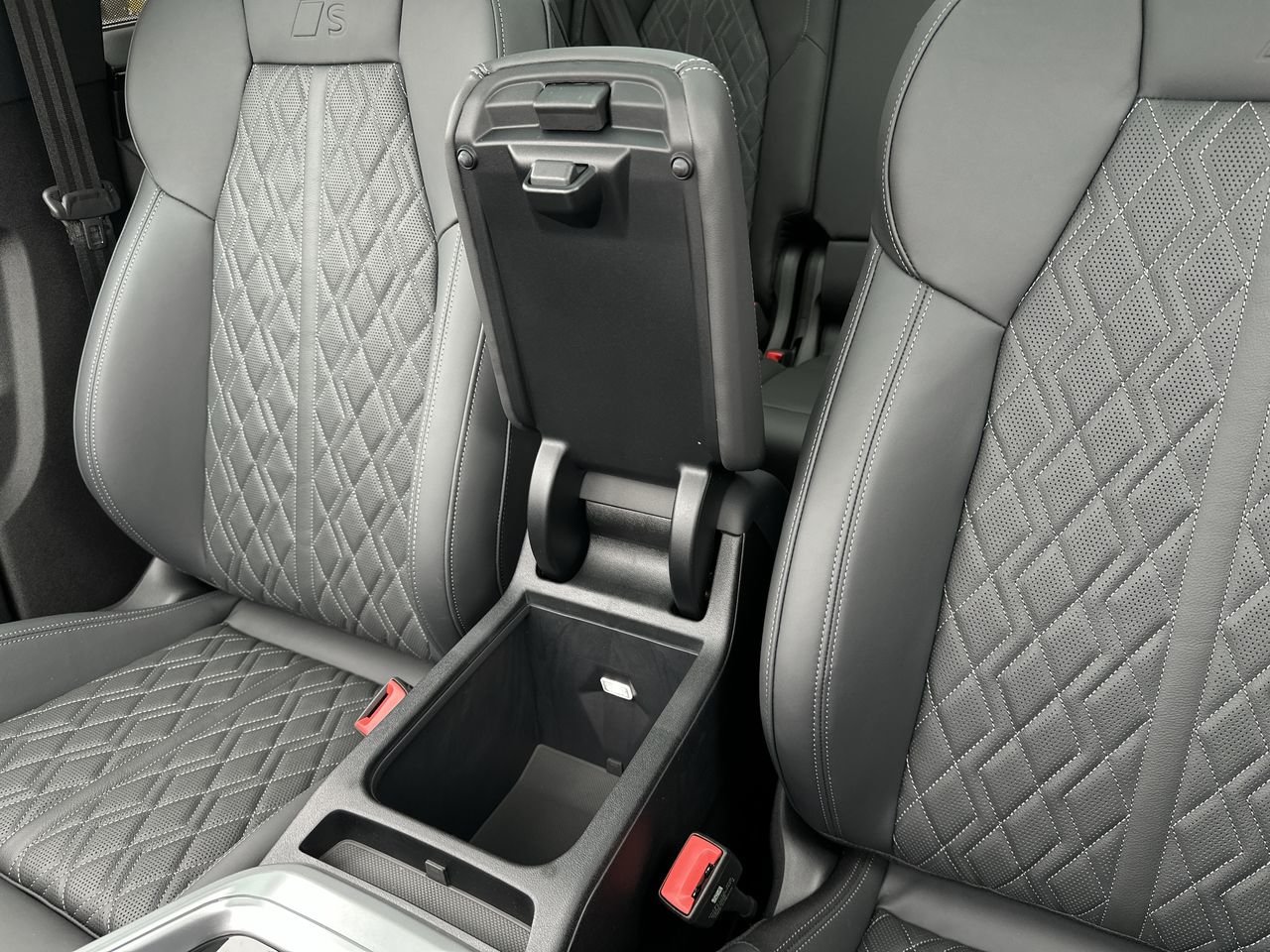 2025 Audi New SQ5 3.0T Technik, 温哥华, 全款车