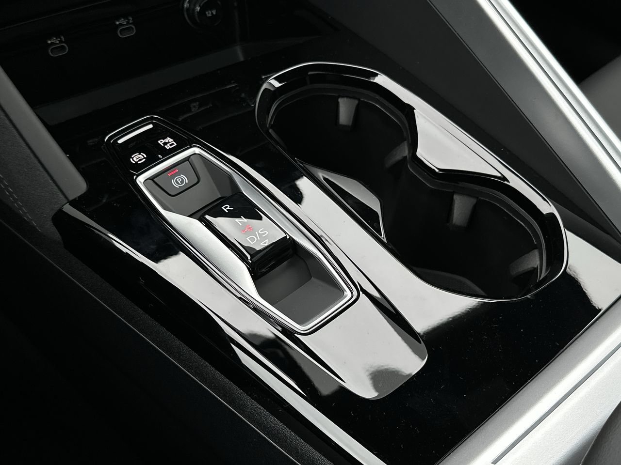2025 Audi New SQ5 3.0T Technik, 温哥华, 全款车