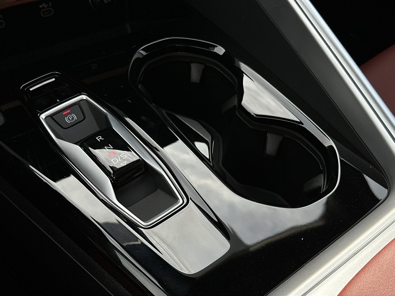 2025 Audi New SQ5 3.0T Technik, Vancouver, Cash