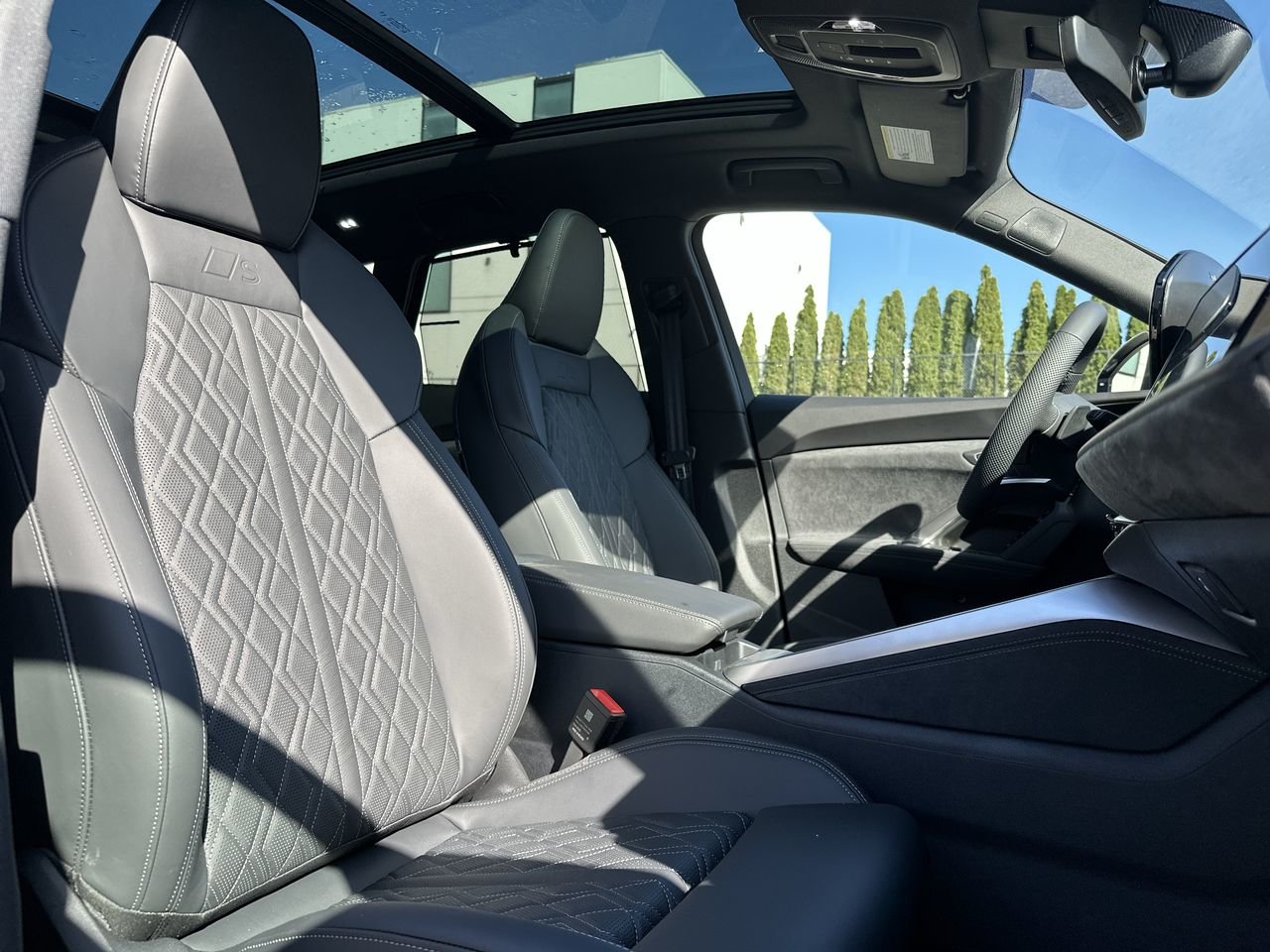2025 Audi New SQ5 3.0T Technik, Vancouver, Cash