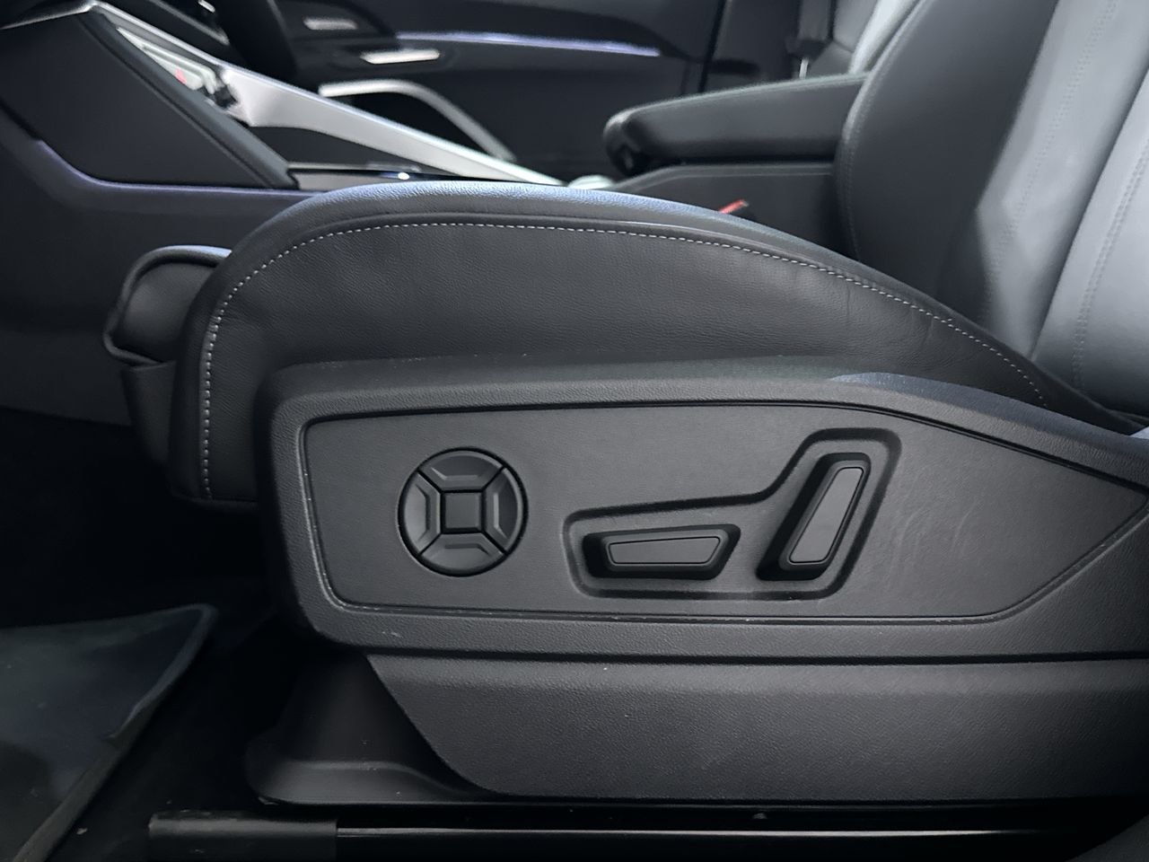 2025 Audi New Q5 2.0T Progressiv, 温哥华, 全款车