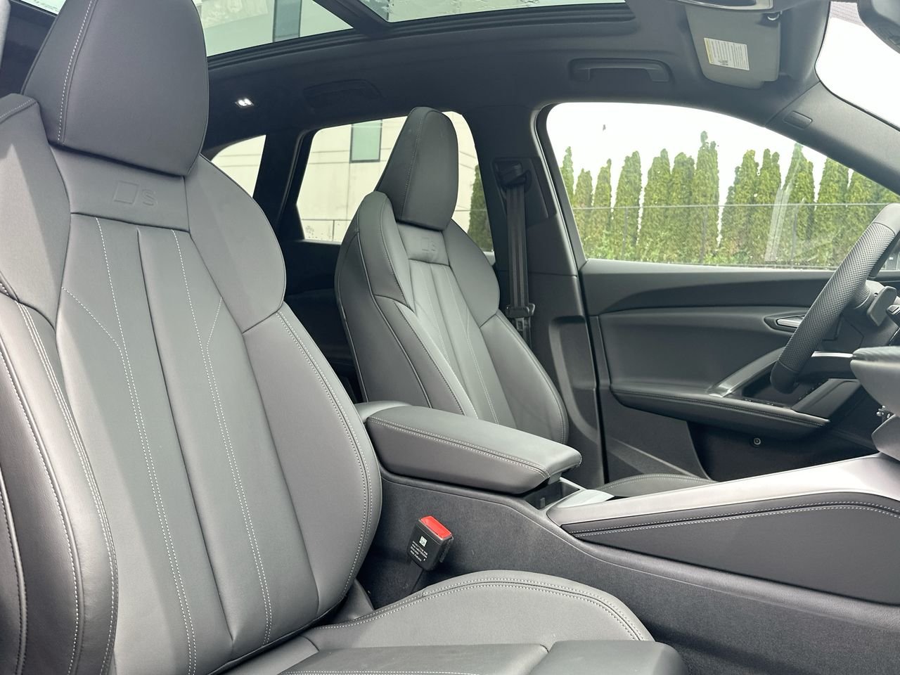 2025 Audi New Q5 2.0T, 温哥华, 全款车