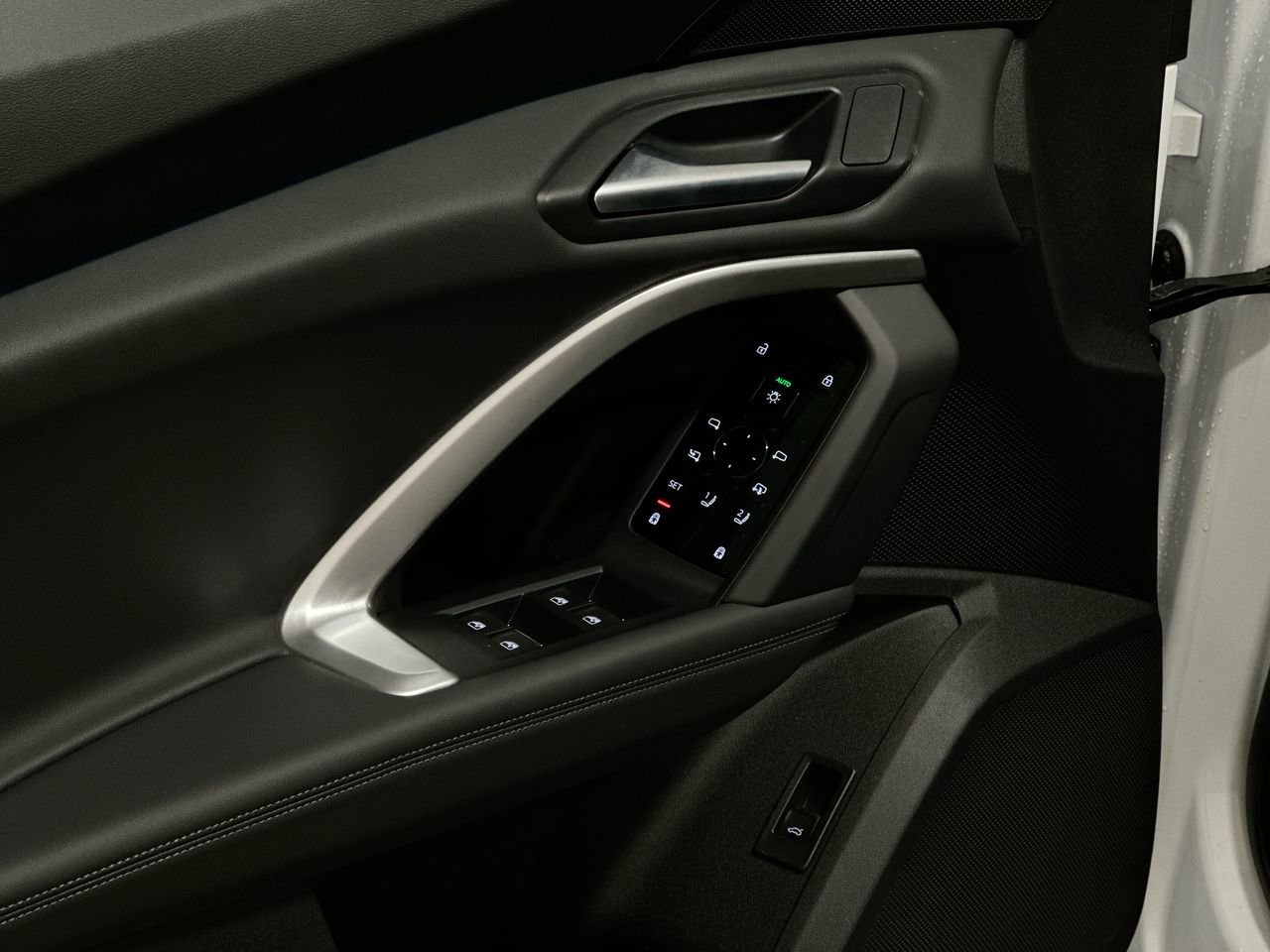 2025 Audi New Q5 2.0T, 温哥华, 全款车