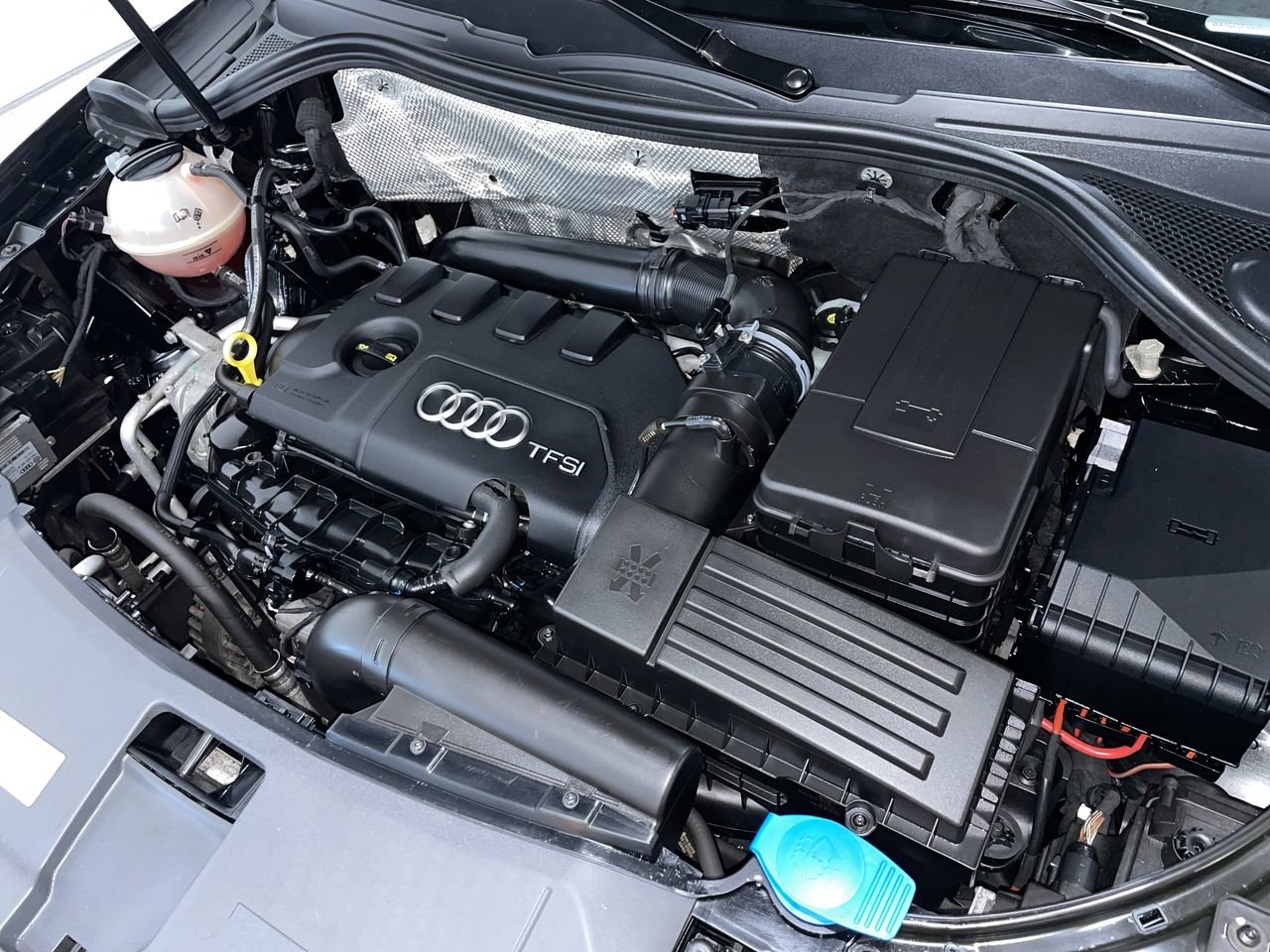 2017 Audi Q3 2.0T Technik, 温哥华, 全款车