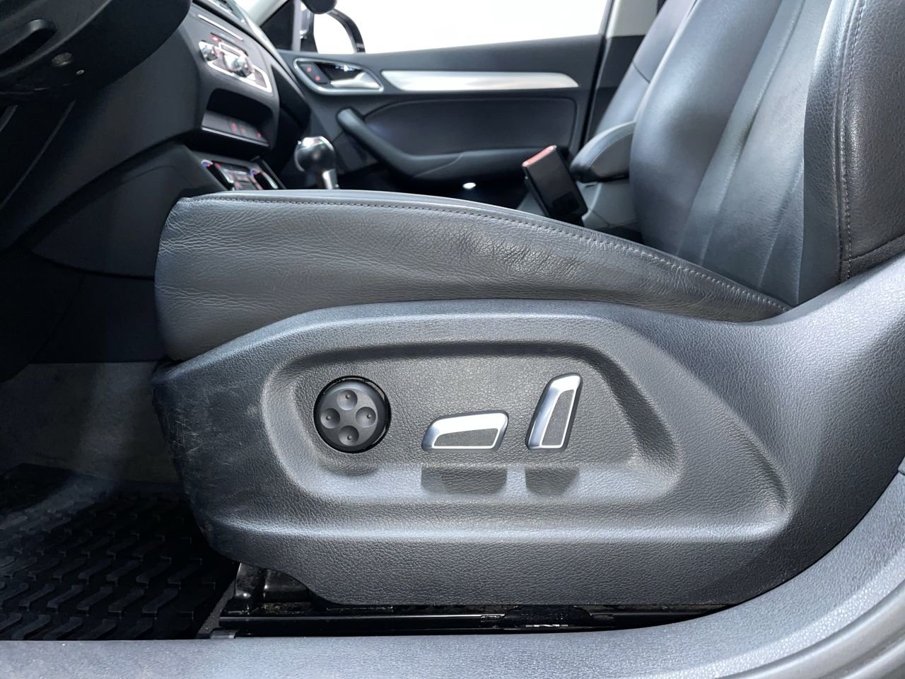 2017 Audi Q3 2.0T Technik, 温哥华, 全款车