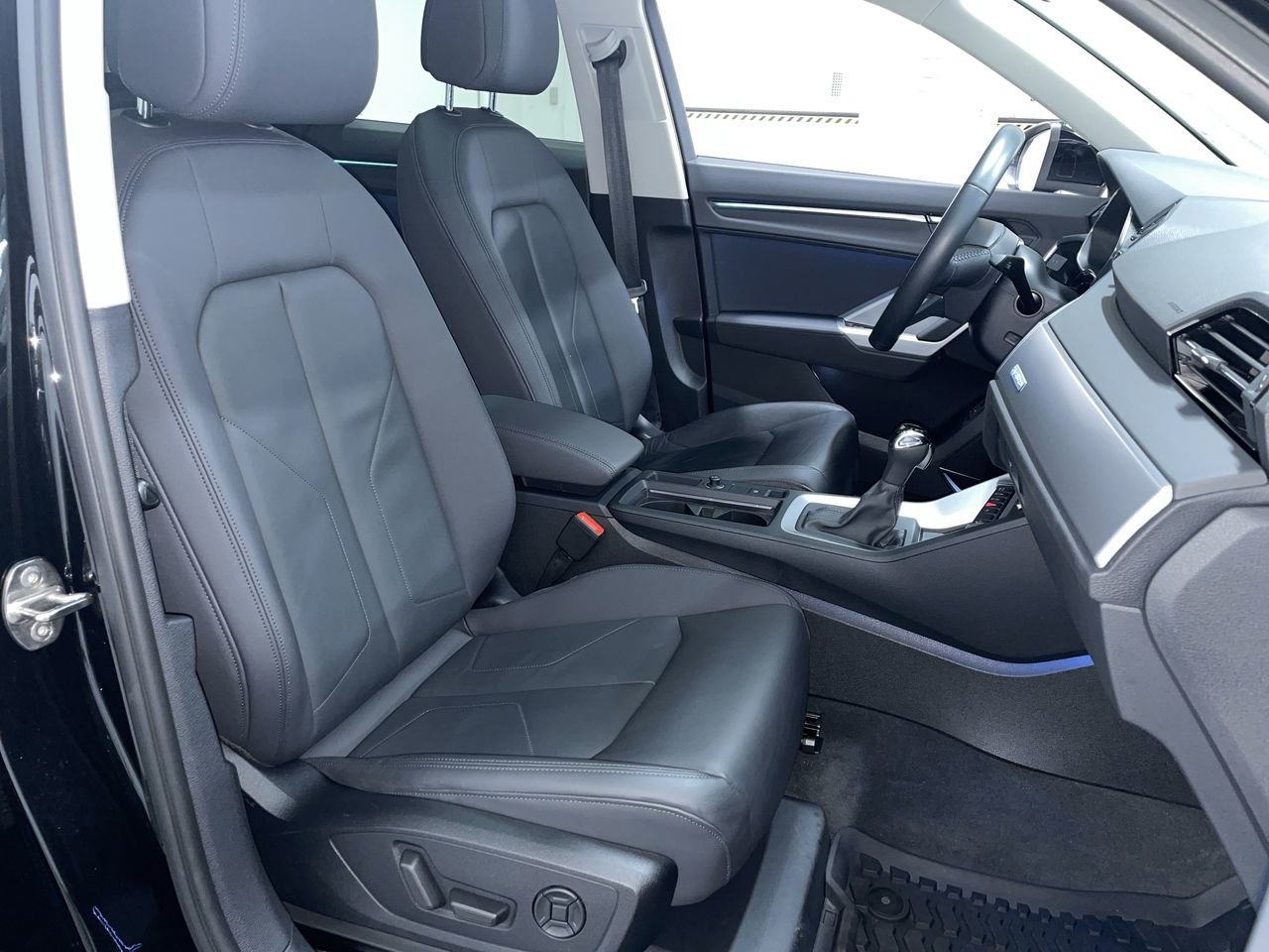 2020 Audi Q3 45 Technik, Vancouver, Cash