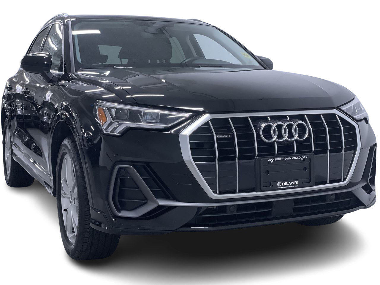 2020 Audi Q3 45 Technik, Vancouver, Cash