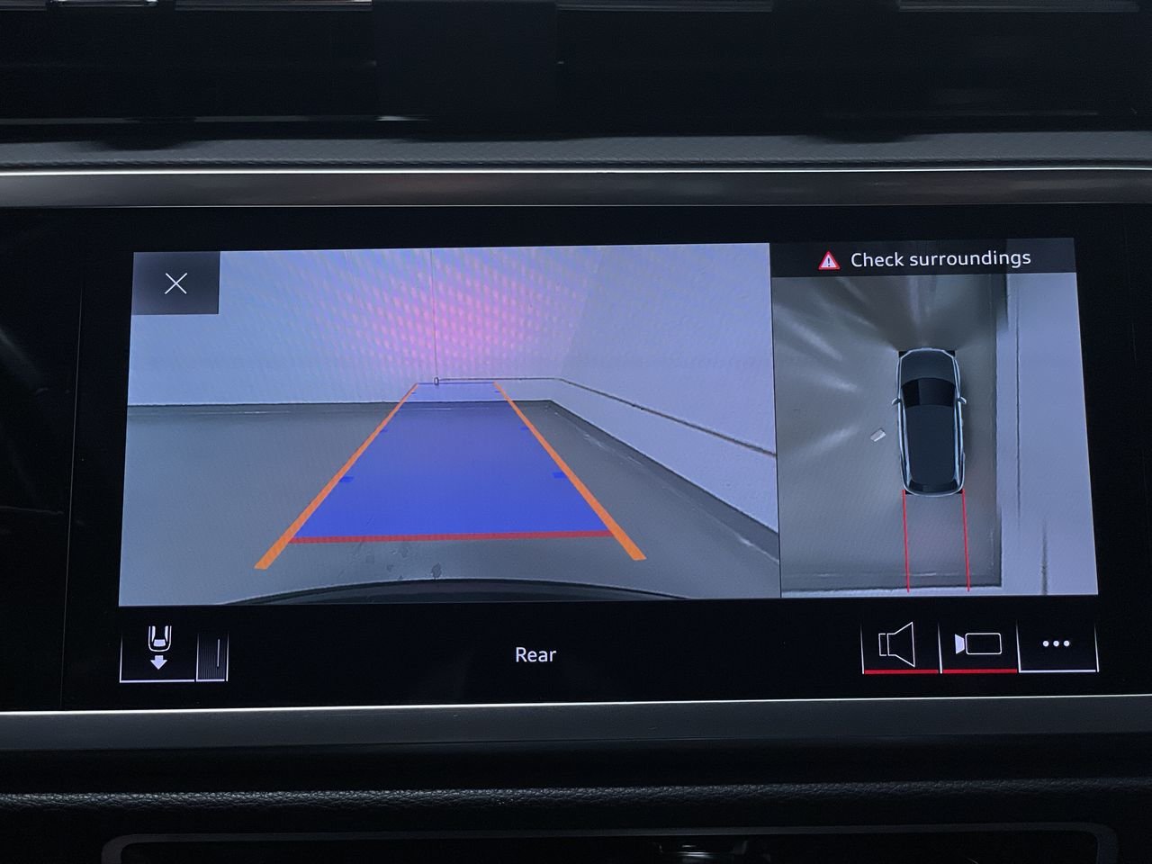 2020 Audi Q3 45 Technik, Vancouver, Cash