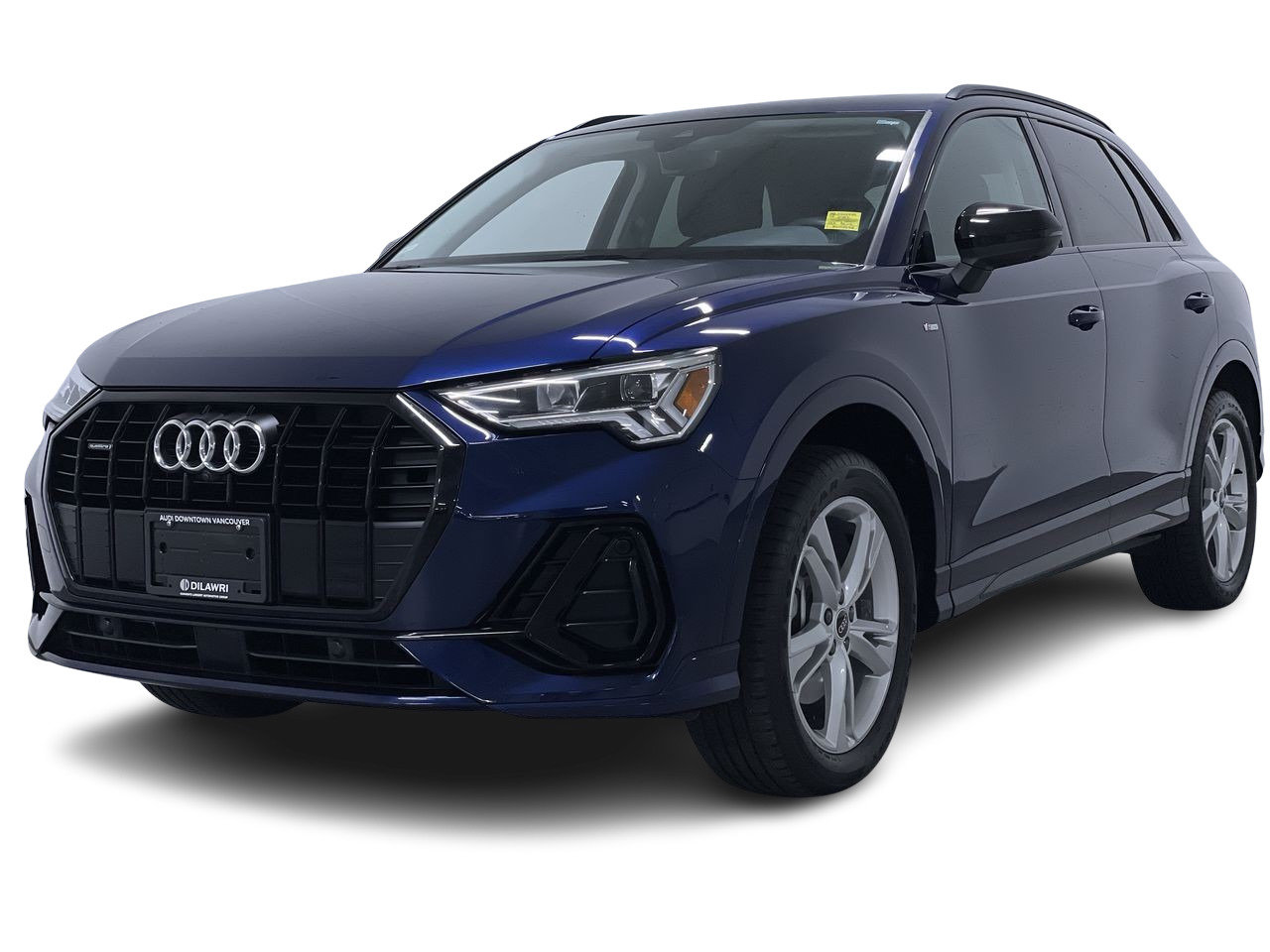 2021 Audi Q3 45 Technik, Vancouver, Cash