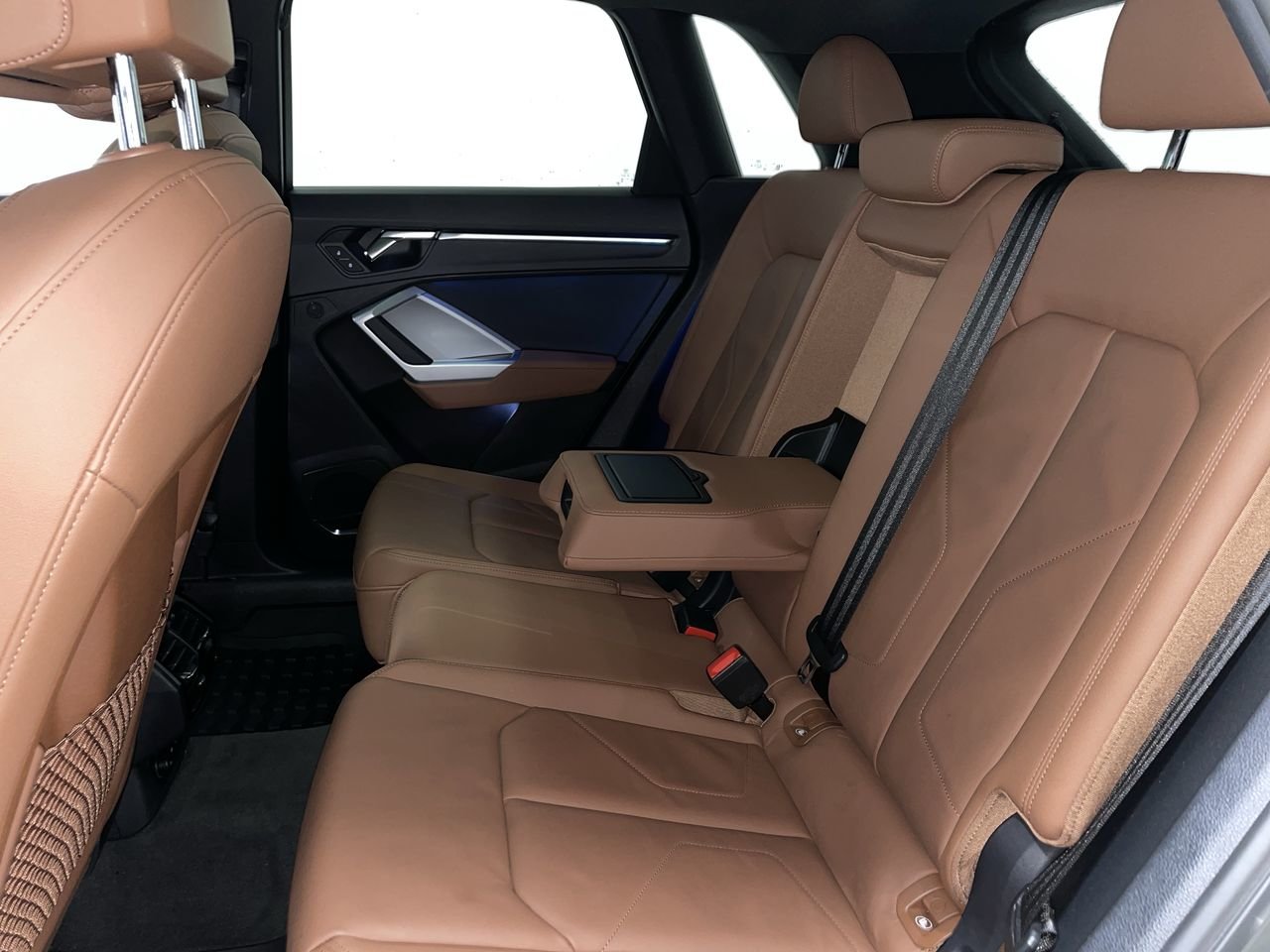 2021 Audi Q3 45 Technik, Vancouver, Cash