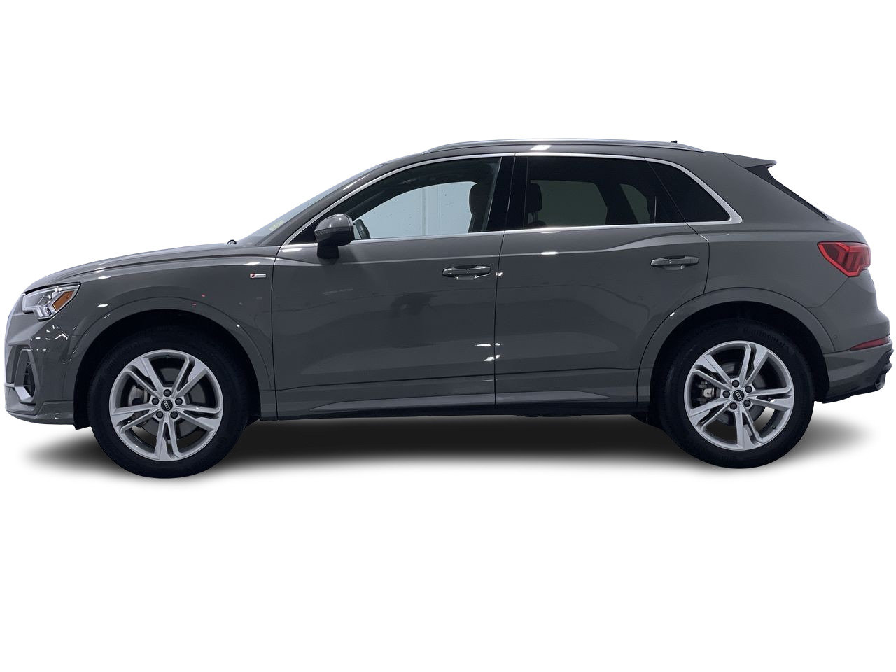 2021 Audi Q3 45 Technik, Vancouver, Cash