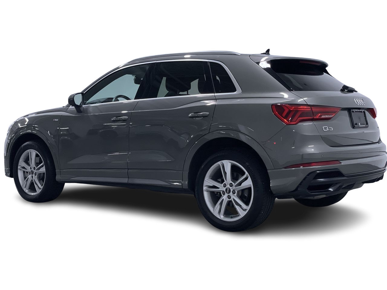 2021 Audi Q3 45 Technik, Vancouver, Cash