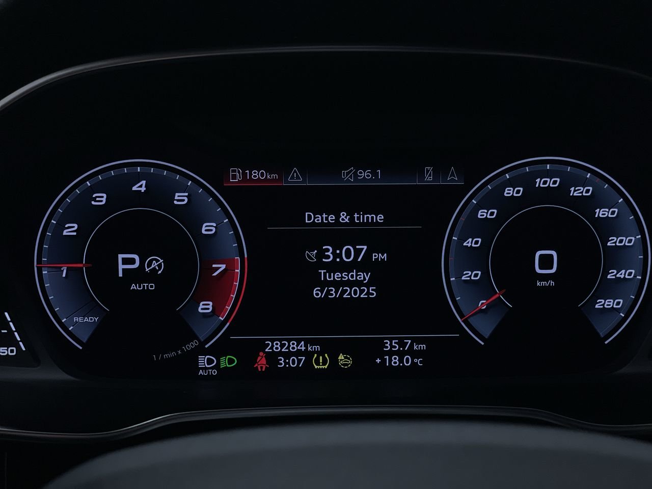 2021 Audi Q3 45 Technik, Vancouver, Cash