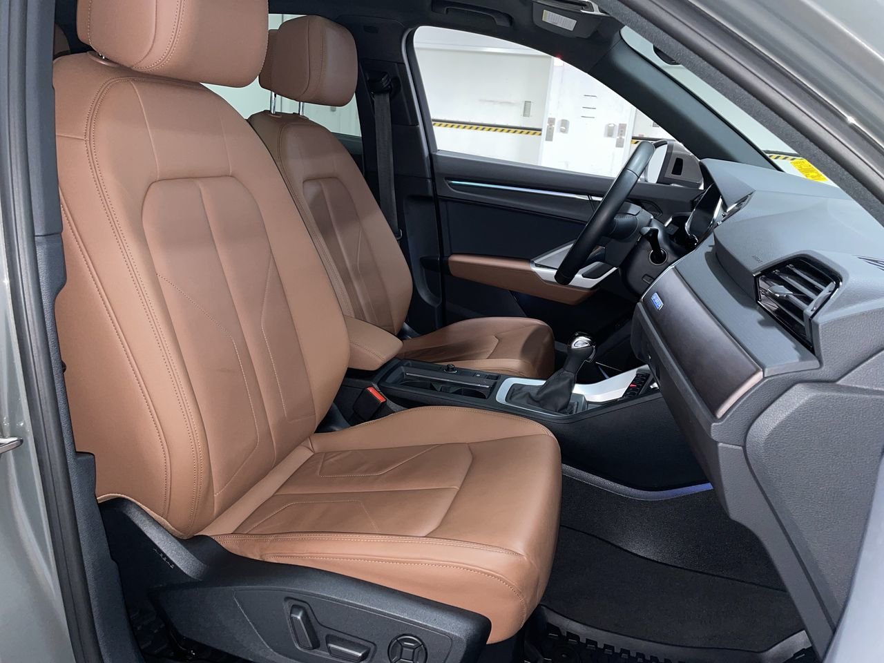 2021 Audi Q3 45 Technik, Vancouver, Cash