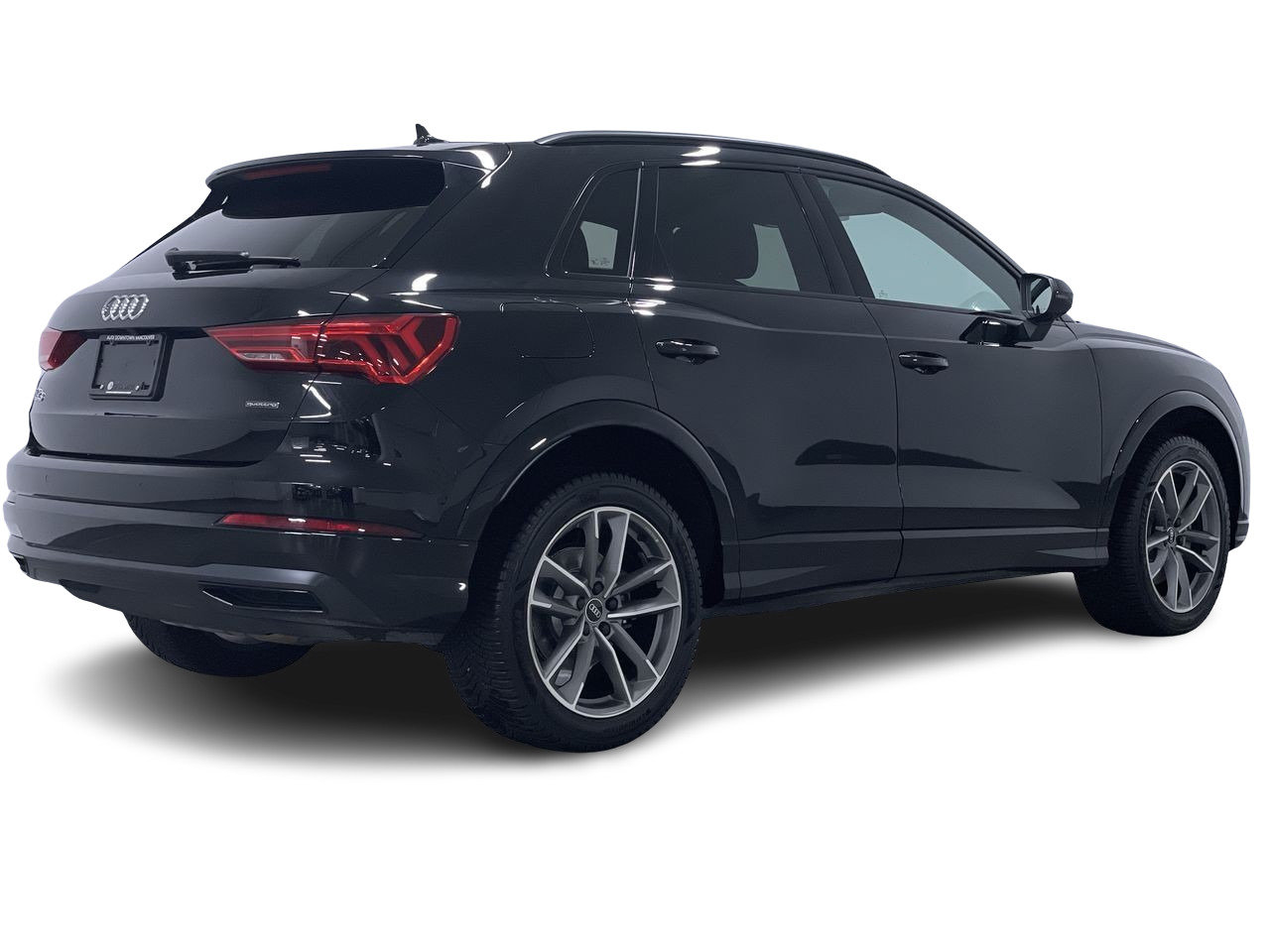 2021 Audi Q3 45 Komfort, Vancouver, Cash