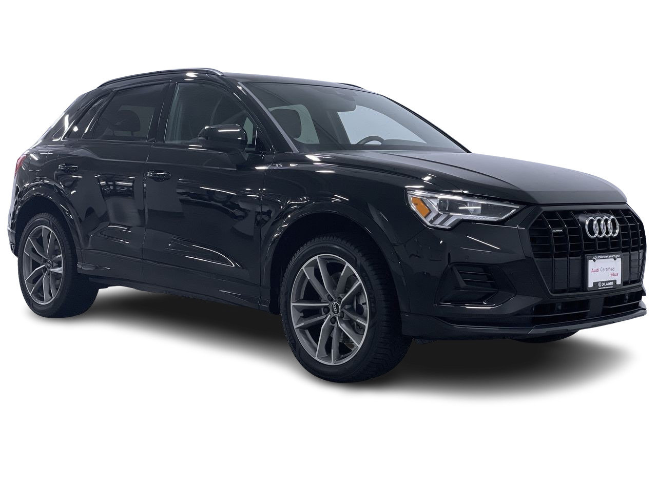 2021 Audi Q3 45 Komfort, Vancouver, Cash