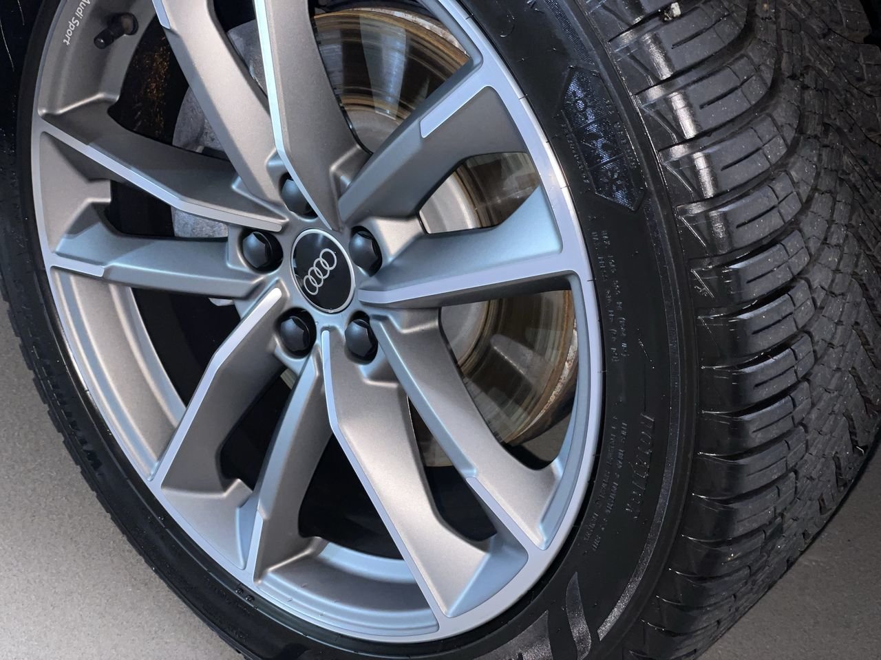 2021 Audi Q3 45 Komfort, Vancouver, Cash